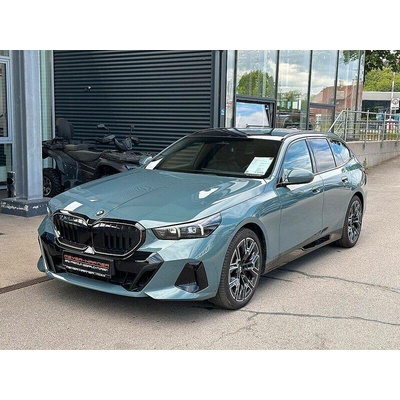 BMW 520i Touring M Sport 153 kW