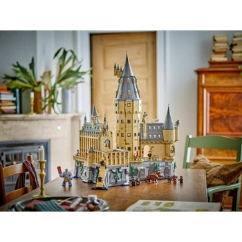 Image 1 of LEGO® Harry Potter™ - Hogwarts Castle: The Main Tower (76454)