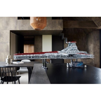 Image 1 of LEGO® Star Wars™ - Venator-Class Republic Attack Cruiser (75367)