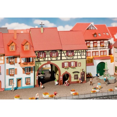 Faller Градска къща Niederes Tor (130499)