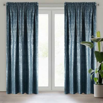 Takoy DESIGN 91 záves CYPR z mäkkého zamatu s nepravidelnou striebornou potlačou-HF-373078 | 140 x 270 cm