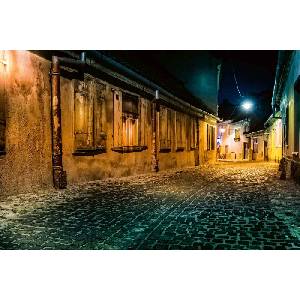 DIMEX ART Флизелинов фототапет стара улица в сибиу 375 x 250 см