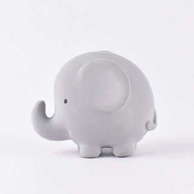 Tikiri Zoo prírodná hryzačka s hrkálkou Sloník