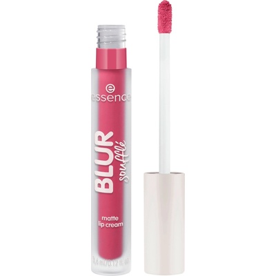 essence Matná rtěnka Blur soufflé 04 Main Feed 3,6 ml