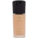 MAC Cosmetics Studio Radiance Serum-Powered Foundation hydratační make-up NC15 30 ml