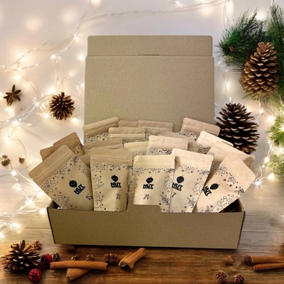Nutworld Adventní kalendář ve VÁNOČNÍ KRABICI nebo slaný: Sladký