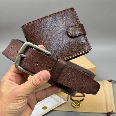 Tvujoriginal EXCLUSIVE ROYAL set pro náročné hnědá kožená peněženka a pásek s vaším monogram