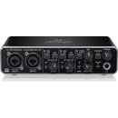 Behringer UMC 204HD
