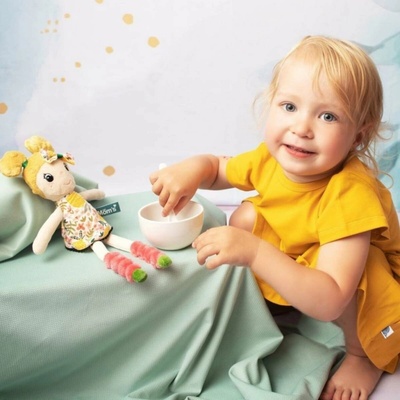 Hencz Toys Měkká hadrová MAJA s blond vlásky