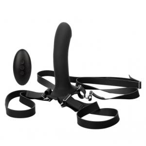 CalExotics Страп-он с дистанционно и вибриращо дилдо Her Royal Harness Me2