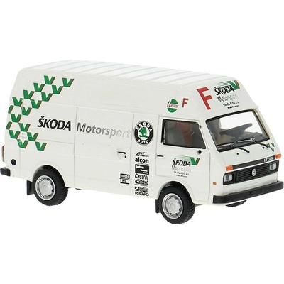 IXO Volkswagen VW LT45 LWB Škoda Motorsport rally assistance 1:43