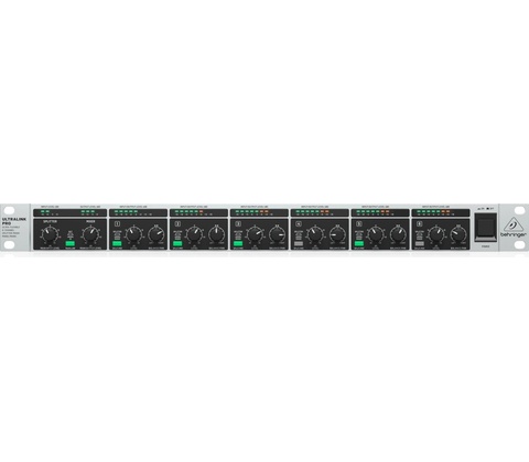 Behringer MX882 V2