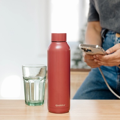 Quokka Nerezová fľaša termoska FIREBRICK RED 630 ml
