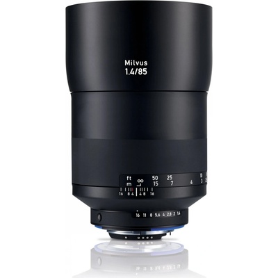 ZEISS Milvus 85mm f/1.4 Canon EF