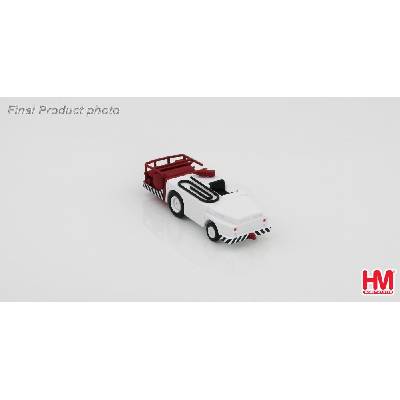 Hobby Master US Navy Fire Tractor 1:72