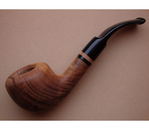 Prague pipe oliva