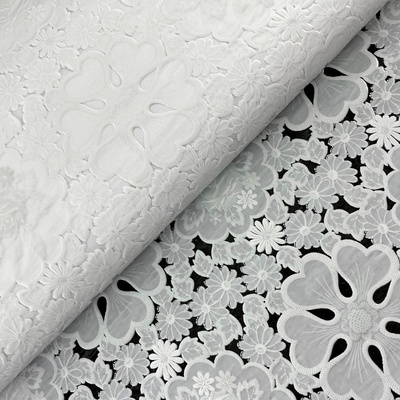 Easy Lace Ubrus PVC krajkový 105C role 132cmx22m