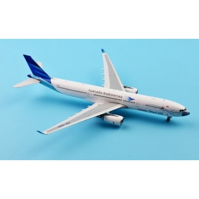 Phoenix A330-343 Garuda Indonesia 2010s Colors w. Ayo Pakai Masker Mask On Colors 1:400