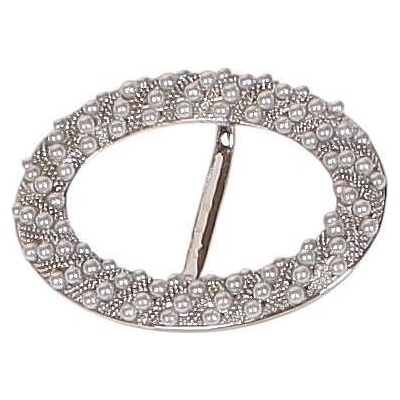 Сребрист аксесоар за шал и дрехи с декорация перли