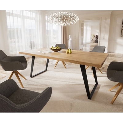DELIFE Jídelní stůl Edge 260x100 cm přírodní dub šikmá podnož kov černá