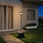 vidaXL Слънчев стълб с саксия with LED Bulb Черно 32 x 32 x 158 см (42042692)