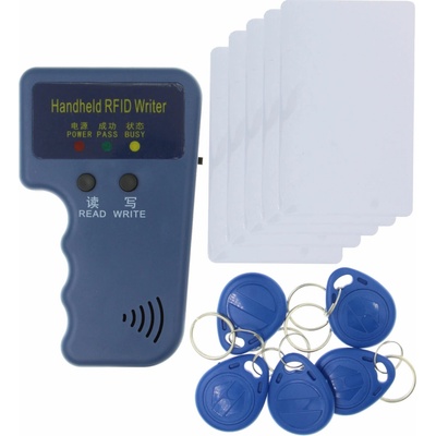 RFID duplikátor 125 kHz s klíčenkami, napájení na baterie