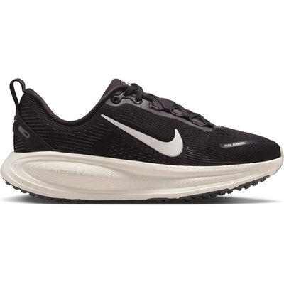 Nike Юношески маратонки Nike Vomero 18 Trainers Juniors - Black/White