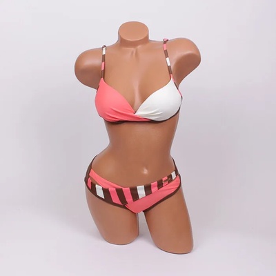 Нежен бански две части