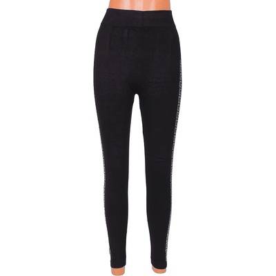 Безшевен клин в черно с камъчета