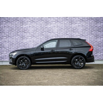 Volvo XC60 Plug-in Hybrid T6 Plus Black Edition AWD 257 kW