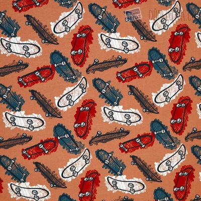 Úplet se skateboardy, digitální tisk