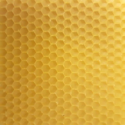 Včelařství Řezanina Sada na výrobu svíček z voskových plátů 37x14cm