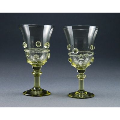 Krasglass studio historické poháry na víno 270 ml