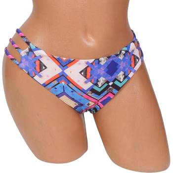 Шарена монокина с десен на фигури