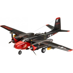 Revell Сглобяем модел Revell - Бомбардировач B-26B Invader, 259 части (R03823)