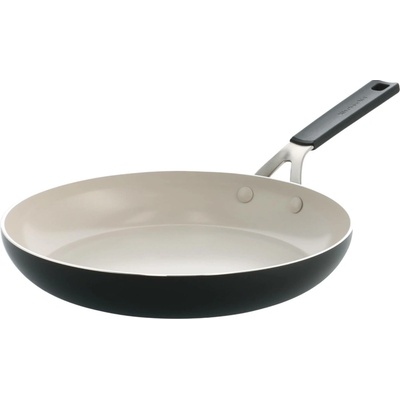 KitchenAid Pánev aluminium s keramickým nepřilnavým povrchem 28cm černá matná