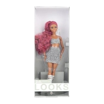 Barbie Basic Petite s copom