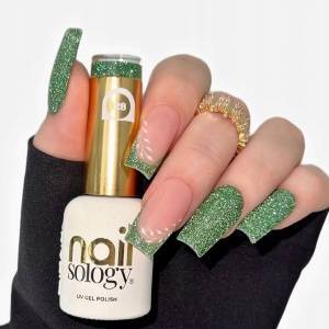 Mattel CLAVIER_Nailsology Gel Polish hybrid nail polish 128 Green Twilight 8ml