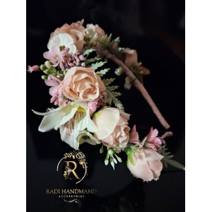Radi handmade Елегантна диадема с прасковени рози (987)