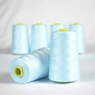 Takoy Overlock / coverlock polyesterová nit NTF 5000 barva světle modrá