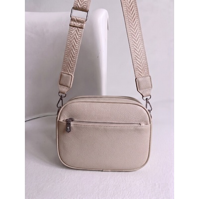 Praktická hnedá crossbody kabelka s dvoma priehradkami