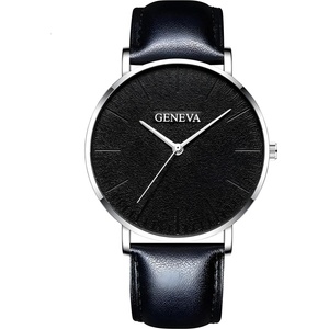 Geneva Часовник si-15458 - Сребристо / Черно kp15458 Часовници
