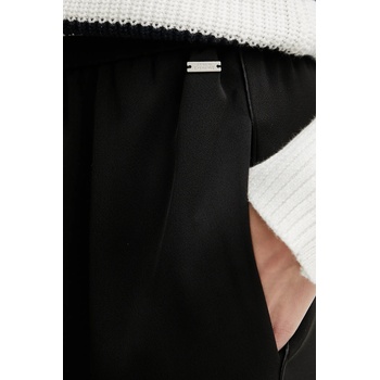 Giorgio Armani Панталон Armani Exchange (XW000143.AF10840)