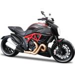 Maisto - 1: 12 AL Motorcycles - Ducati Diavel Carbon (39051-39196)