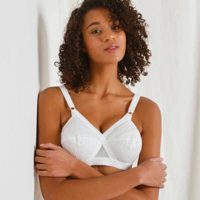 Polovystužená Coeur Croisé iconique zn. Playtex bez kostíc biela