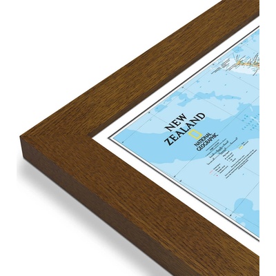 National Geographic Nový Zéland - nástěnná mapa Classic 60 x 77 cm Varianta: mapa v dřevěném rámu, Provedení: Pegi tmavý ořech