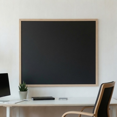 Toptabule.sk Čierna magnetická tabuľa v prírodnom drevenom ráme CLASSIC 90 x 60 cm