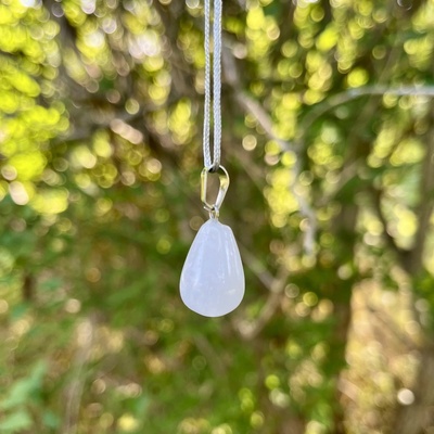 Zajetelenost přívěsek z minerálu KŘIŠŤÁL 1989