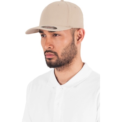 Urban Classics Спортна шапка с козирка каки цвят Flexfit 5UB-6560-00472 - Каки, размер S/M