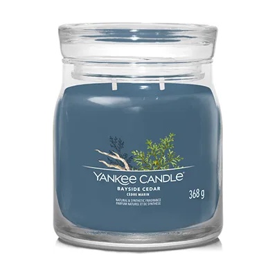 Yankee Candle Bayside Cedar типична свещ средна 368 гр